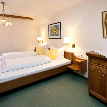 Gaestehaus Widderstein 3* Mittelberg