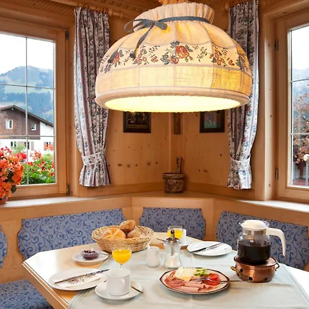 Gaestehaus Widderstein Pensión